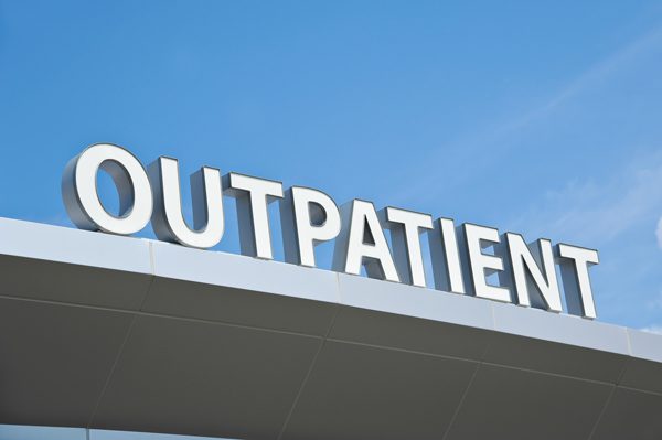 who is the ideal candidate to seek outpatient addiction treatment - outpatient sign